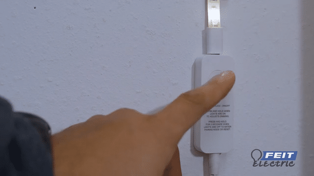 How_to_Connect_the_Feit_Electric_Smart_Strip_Light_Using_AP_Mode-low__1_.gif